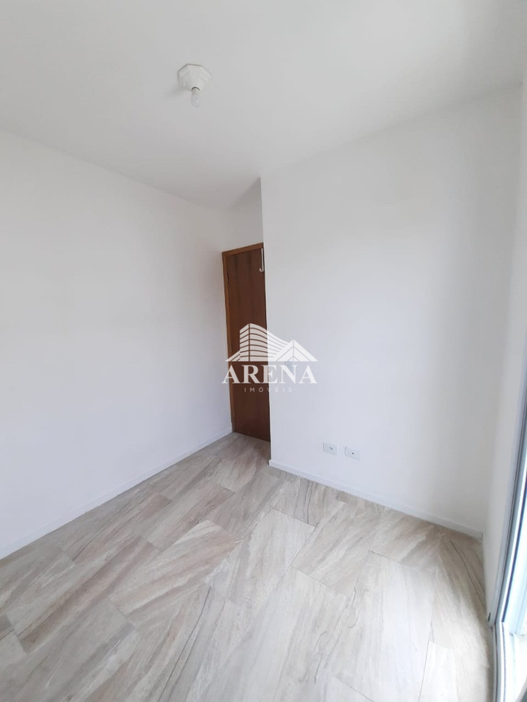 V. TIBIRIÇÁ - APTº S/ CONDOMÍNIO - 46m² (40m² A.U. + 6m² QUINTAL) - 2 DORMITÓRIOS - SALA - COZINHA -