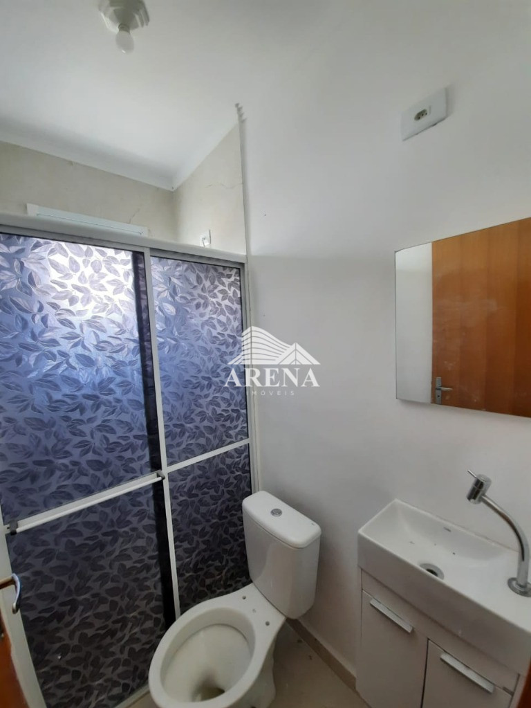 V. TIBIRIÇÁ - APTº S/ CONDOMÍNIO - 46m² (40m² A.U. + 6m² QUINTAL) - 2 DORMITÓRIOS - SALA - COZINHA -