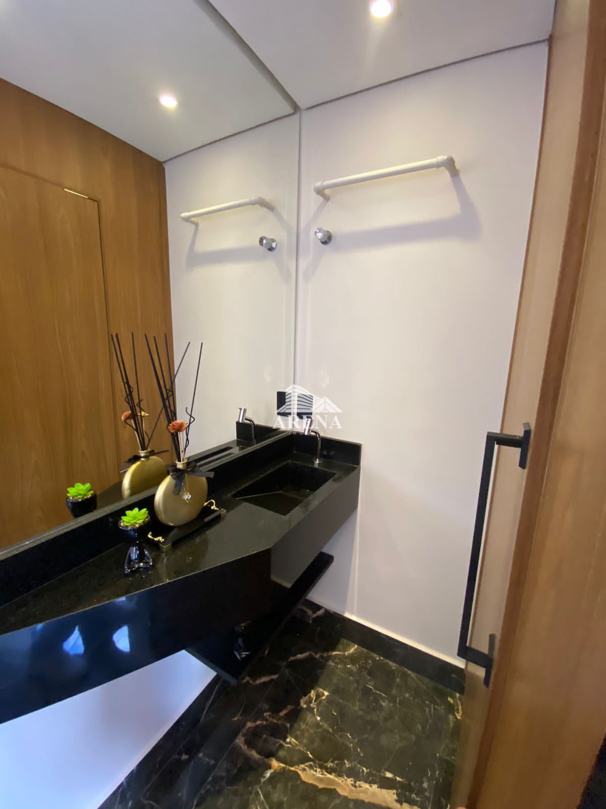 SALA