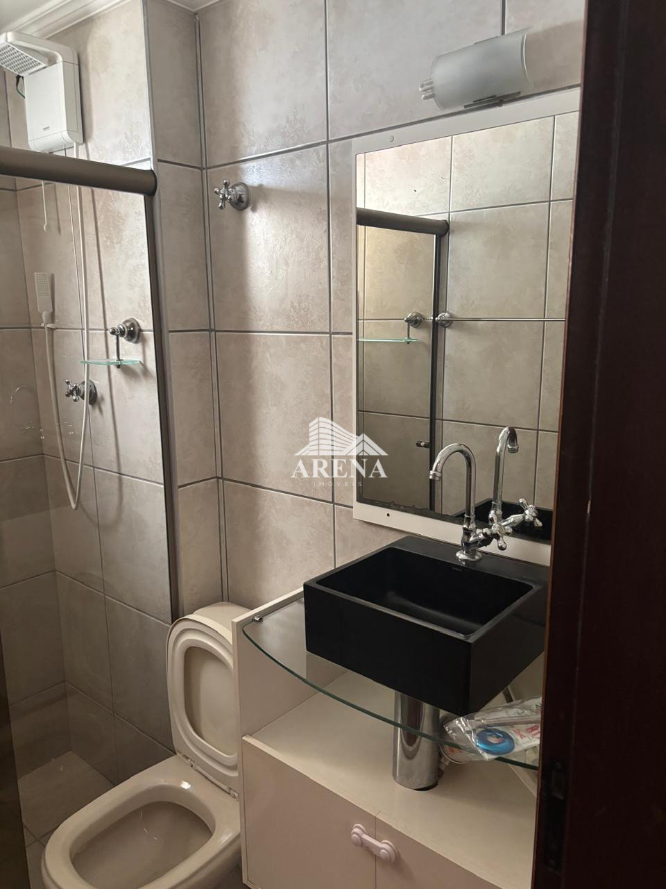 Valparaiso - Espaçoso Apto com 98m² e 3 vagas.