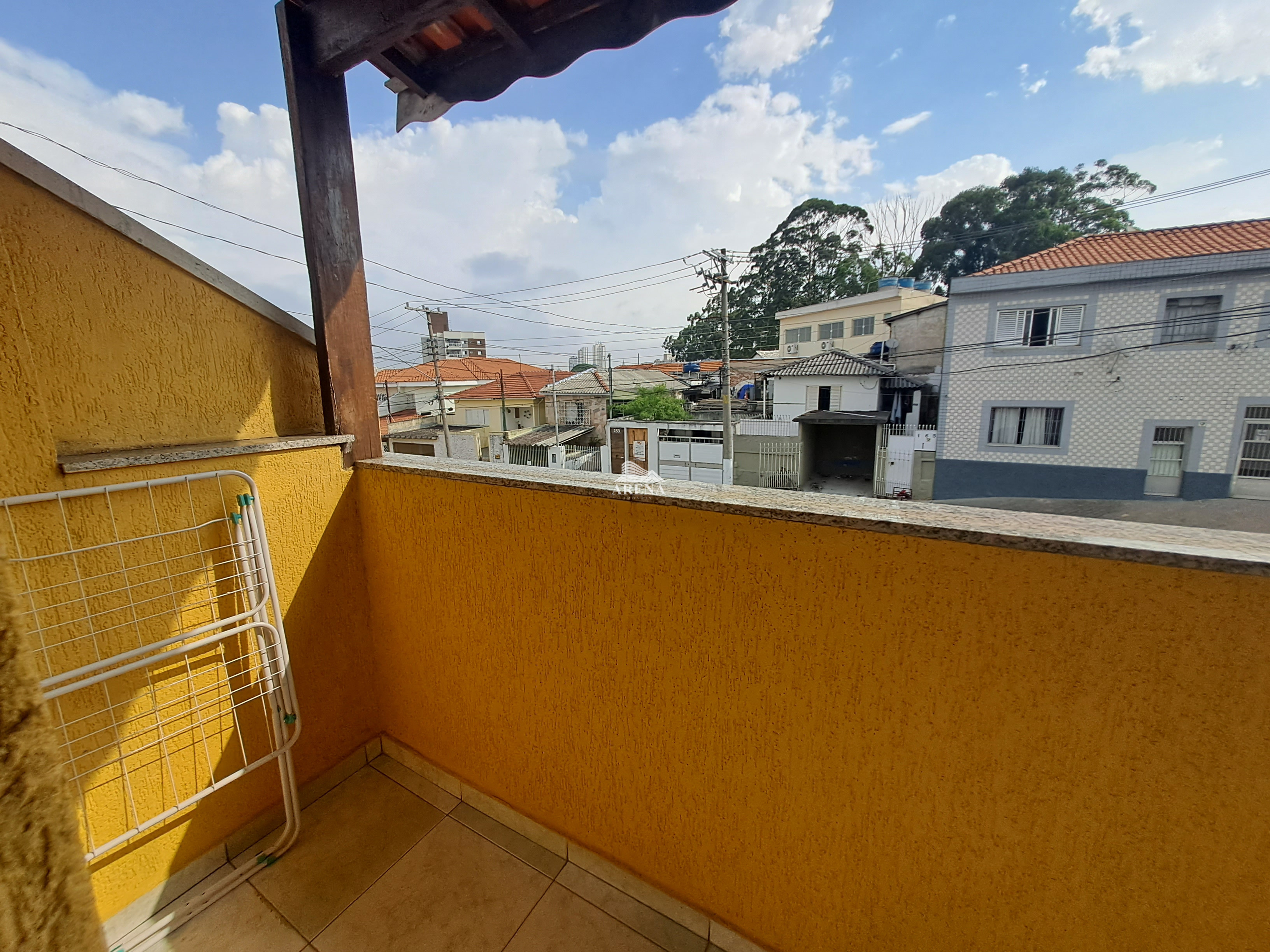 Sobrado com 3 dormitórios a venda no bairro de Vila Santa Isabel, SP, com área de 120 metros quadrados