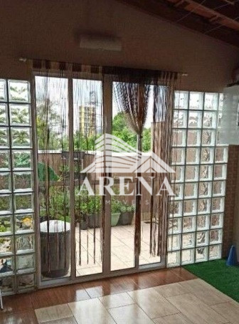 Cobertura sem condomínio no Jardim Stela com 3 dormitórios