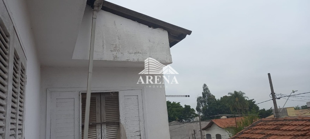 Casa para reforma na Vila Nova Gerty  com 2 dormitórios, sala, cozinha e banheiro + edícula nos fund