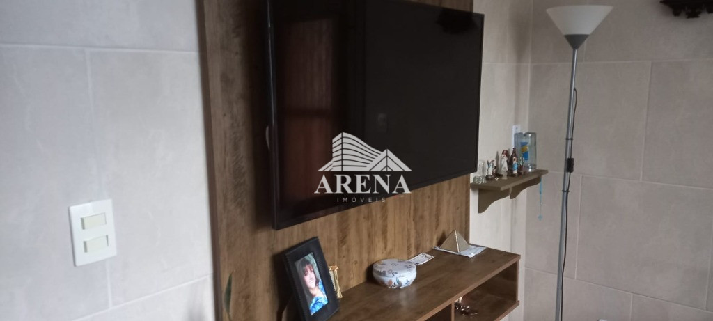 Casa para reforma na Vila Nova Gerty  com 2 dormitórios, sala, cozinha e banheiro + edícula nos fund