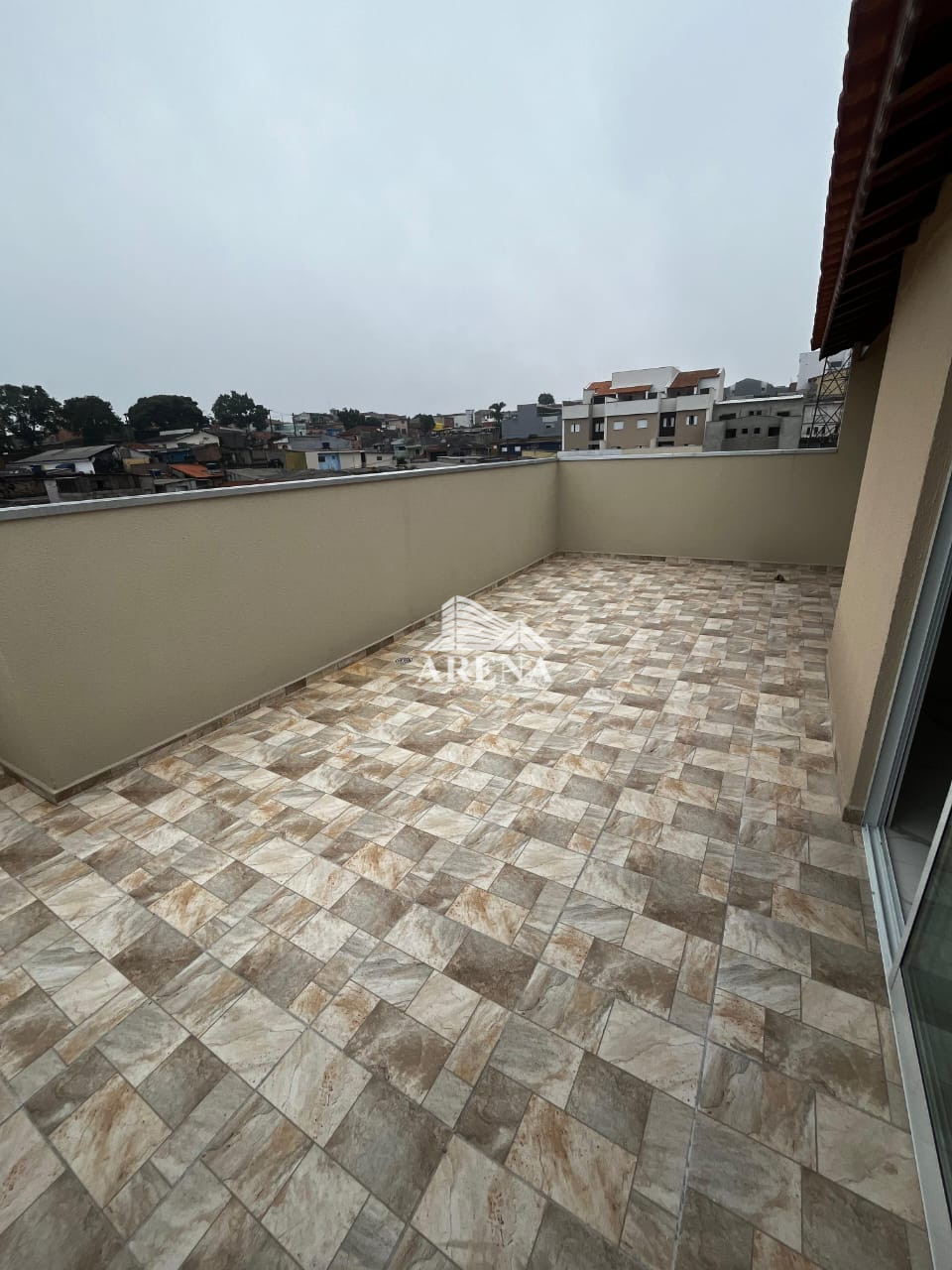 Linda cobertura com 2 dormitórios ( 1 suíte)