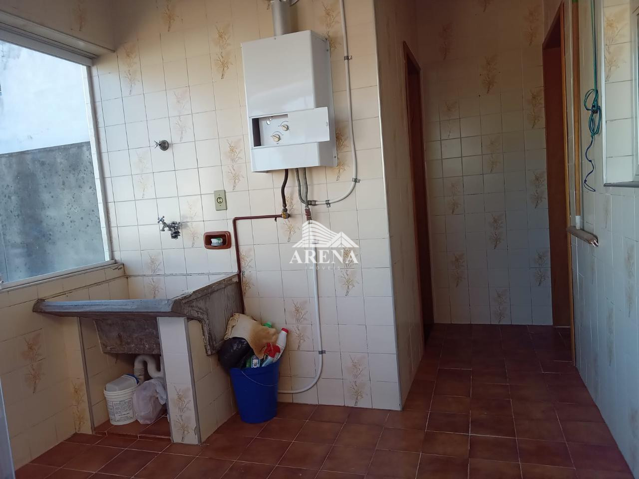 Casa com 3 dormitórios + galpão no Jardim Santo Antônio