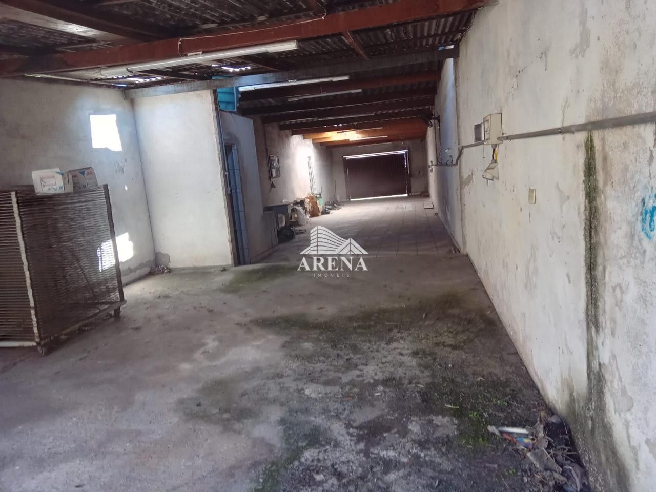 Casa com 3 dormitórios + galpão no Jardim Santo Antônio