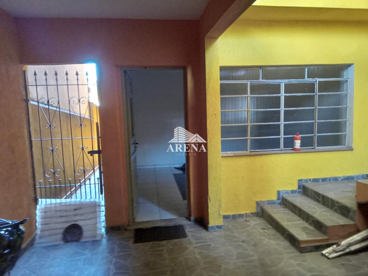 Casa com 3 dormitórios + galpão no Jardim Santo Antônio
