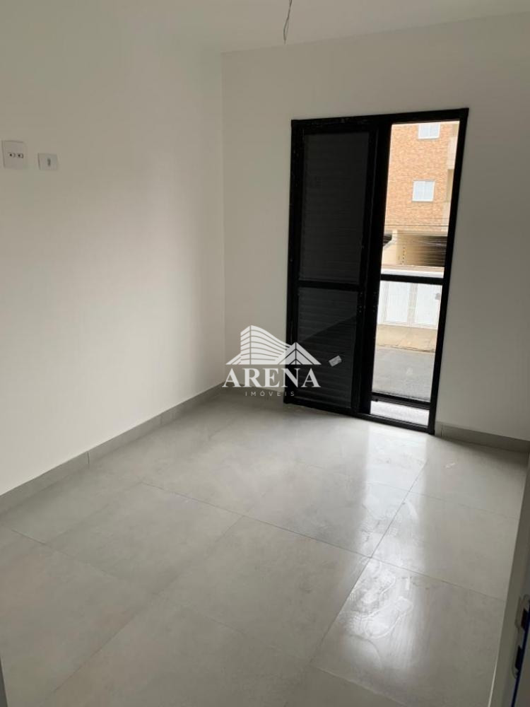 Cobertura de frente para rua, com 95 m² , com 2 dormitórios, sala, cozinha, banheiro, área de serviç