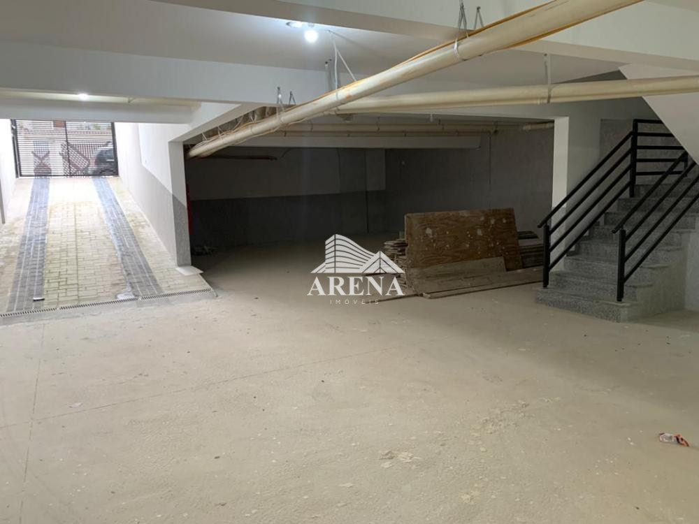 Cobertura de frente para rua, com 95 m² , com 2 dormitórios, sala, cozinha, banheiro, área de serviç