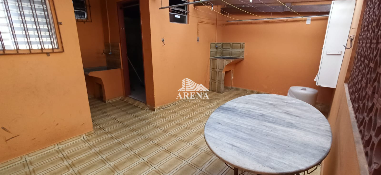 Terreno de 240 m² (12X20) com imóvel na VILA GILDA