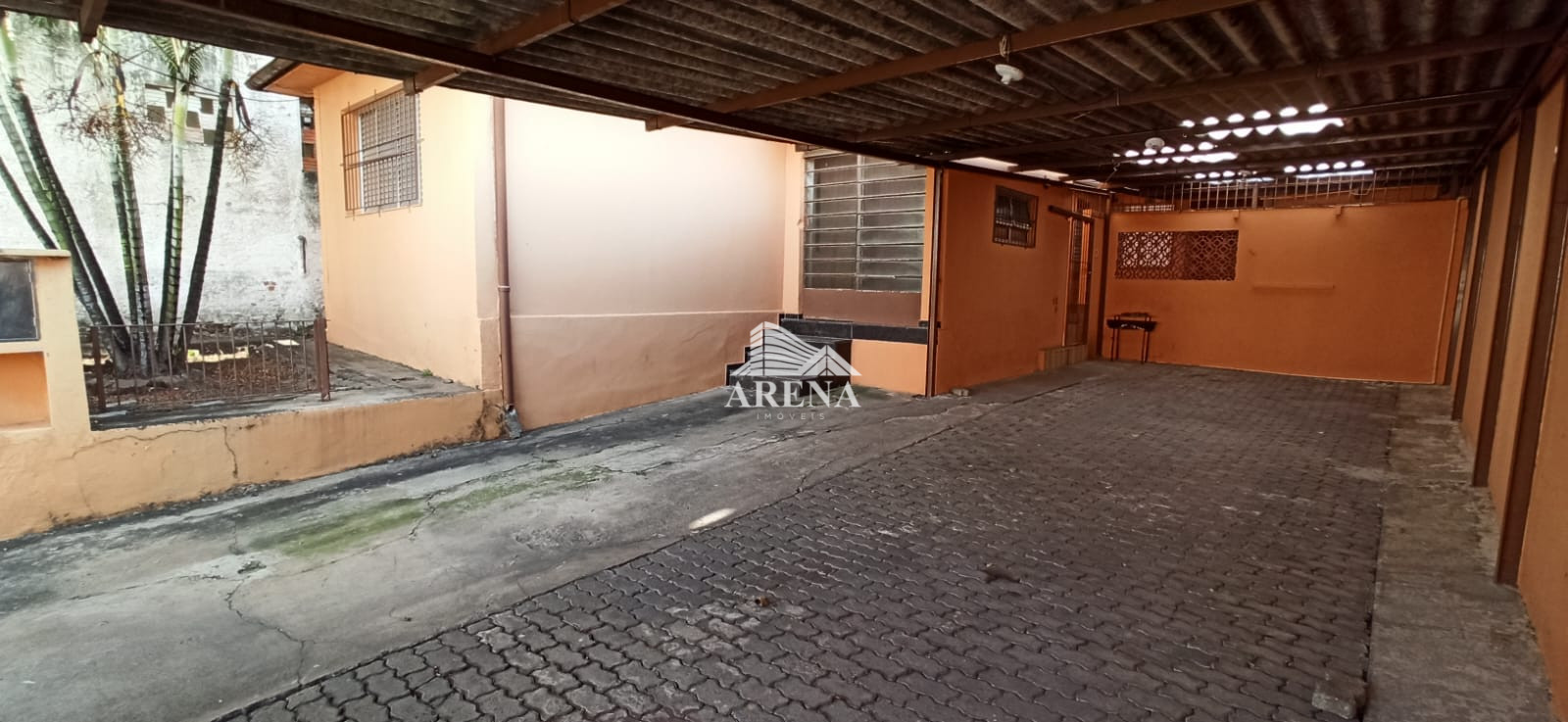 Terreno de 240 m² (12X20) com imóvel na VILA GILDA