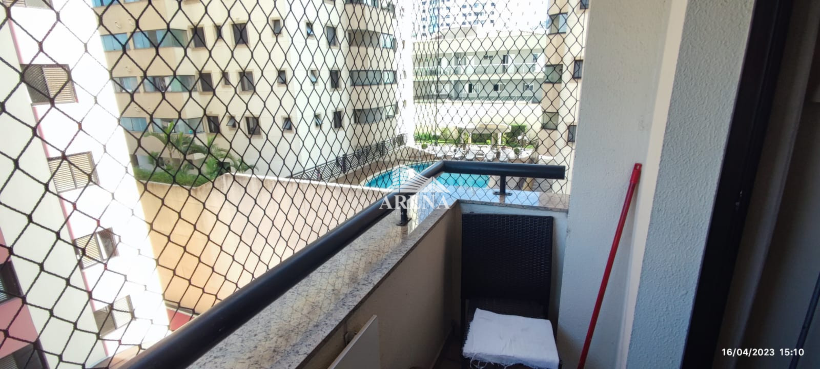 Apartamento na Vila Gilda com 3 dormitórios ( 1 suíte)