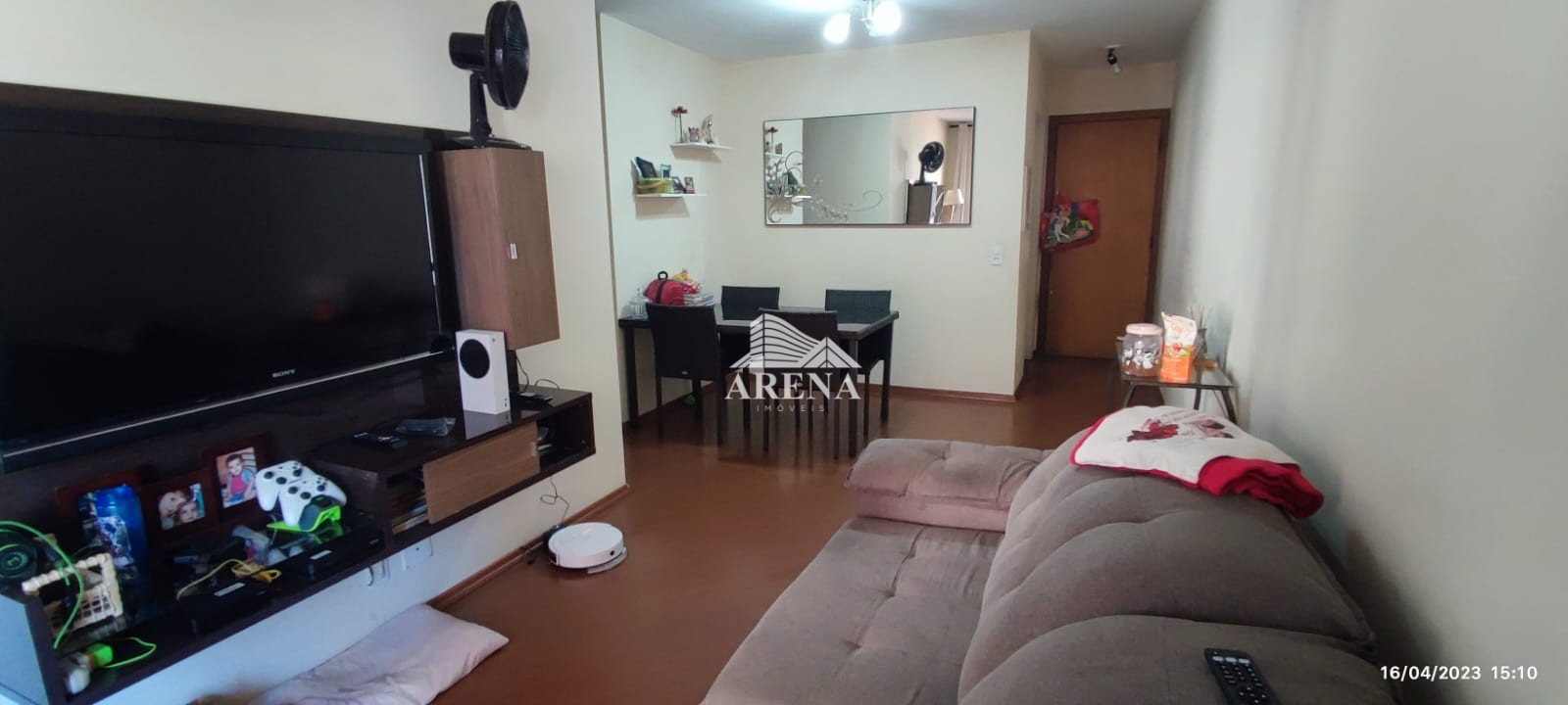 Apartamento na Vila Gilda com 3 dormitórios ( 1 suíte)