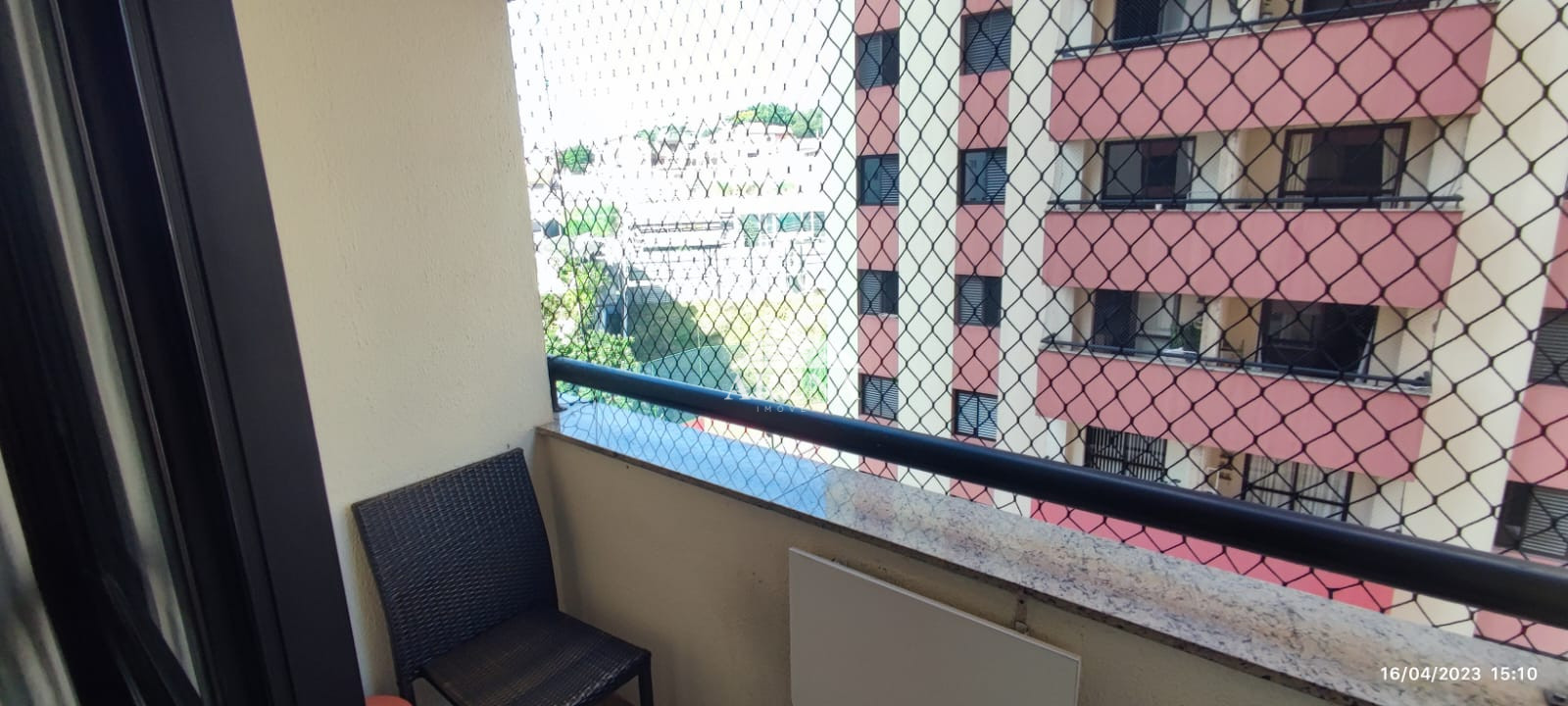 Apartamento na Vila Gilda com 3 dormitórios ( 1 suíte)