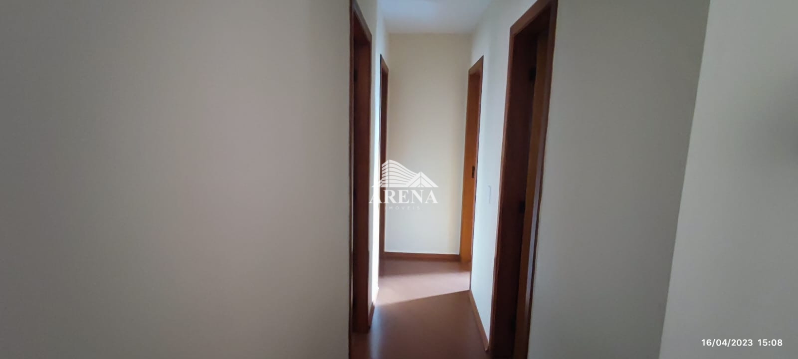 Apartamento na Vila Gilda com 3 dormitórios ( 1 suíte)