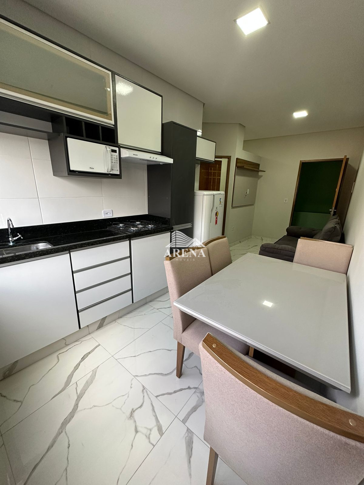 APTO COM QUARTO, SALA E COZINHA INTEGRADA E BANHEIRO POR APENAS  R$ 220.000,00