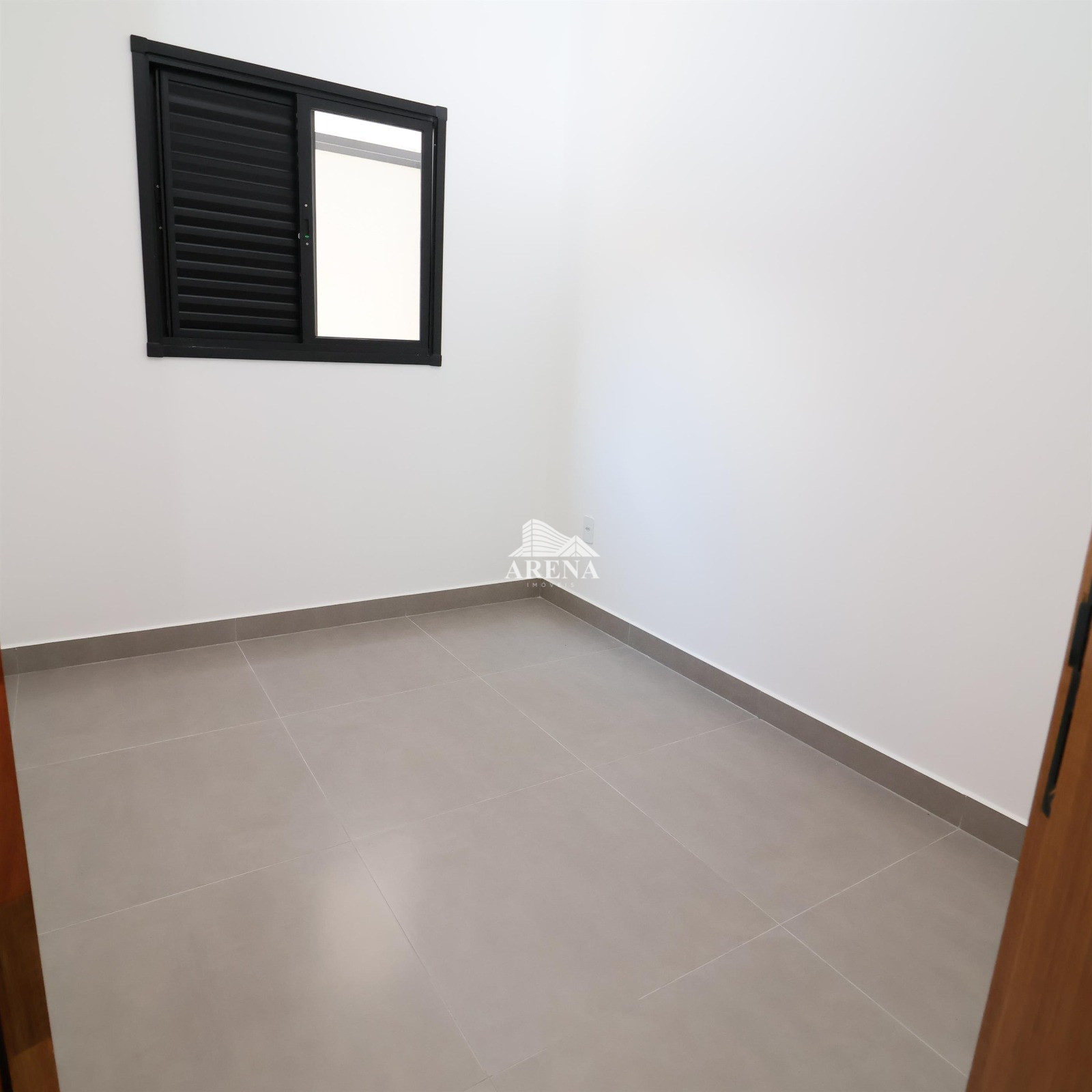 Apto de baixo condomínio no Bairro Campestre