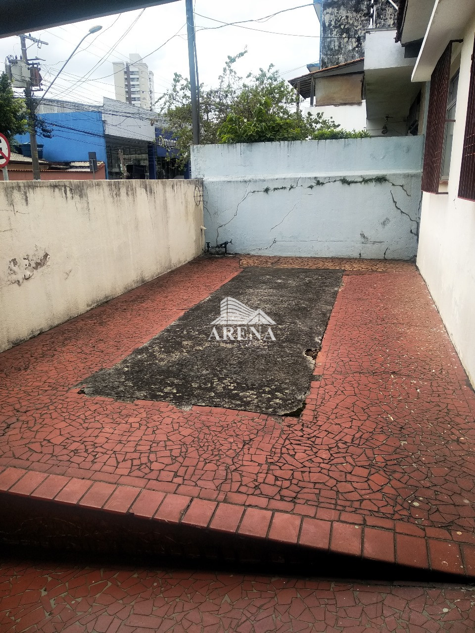 Terreno com imóvel antigo no Jardim Bela Vista