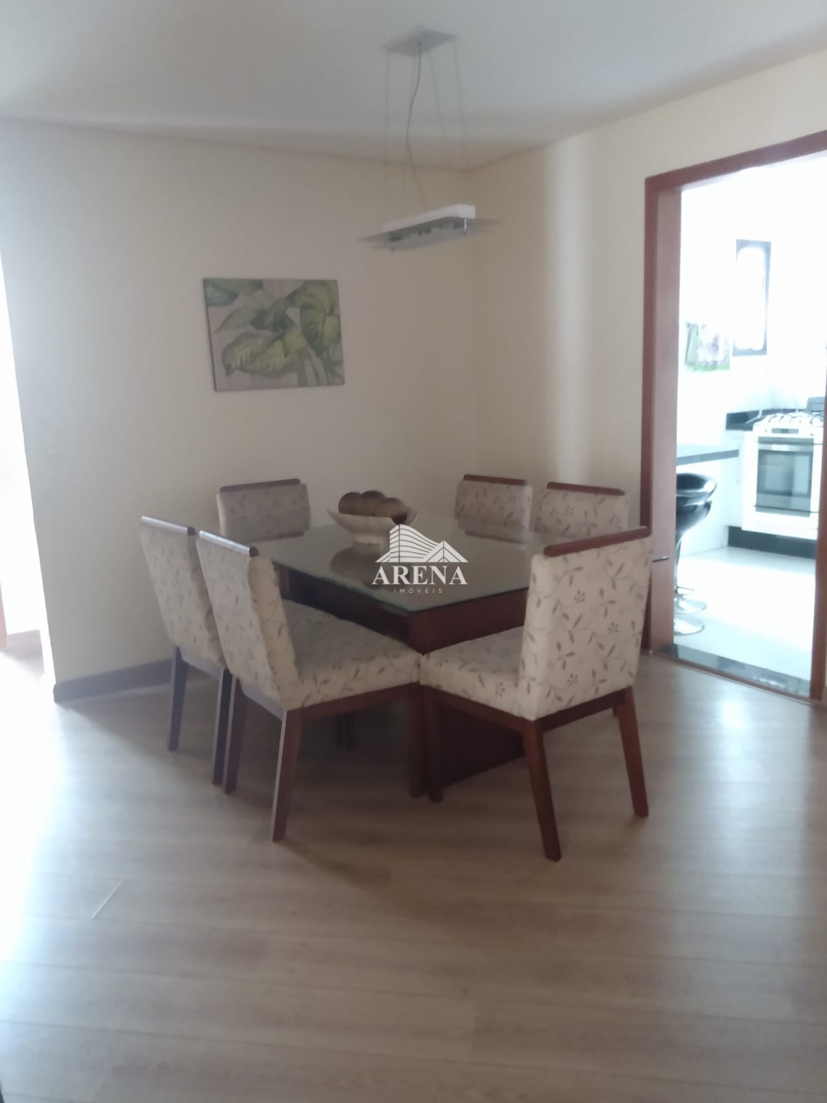 Apartamento com 3 dormitórios ( 1 suíte ) e 2 vagas próximo ao Parque Central.