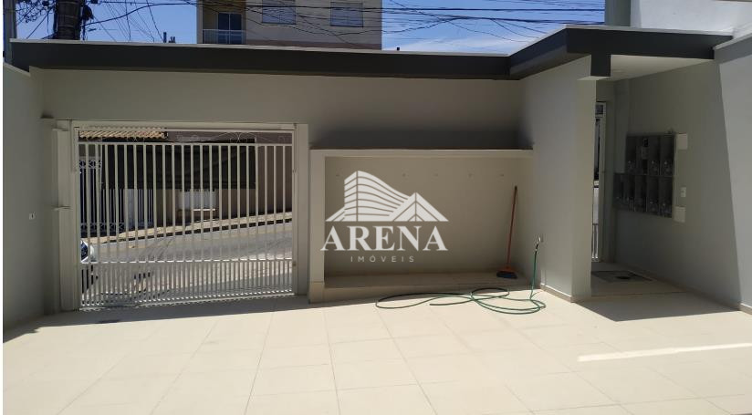 Apto baixo condoinio com 2 dormitórios ( 1 suíte) no Parque das Nações