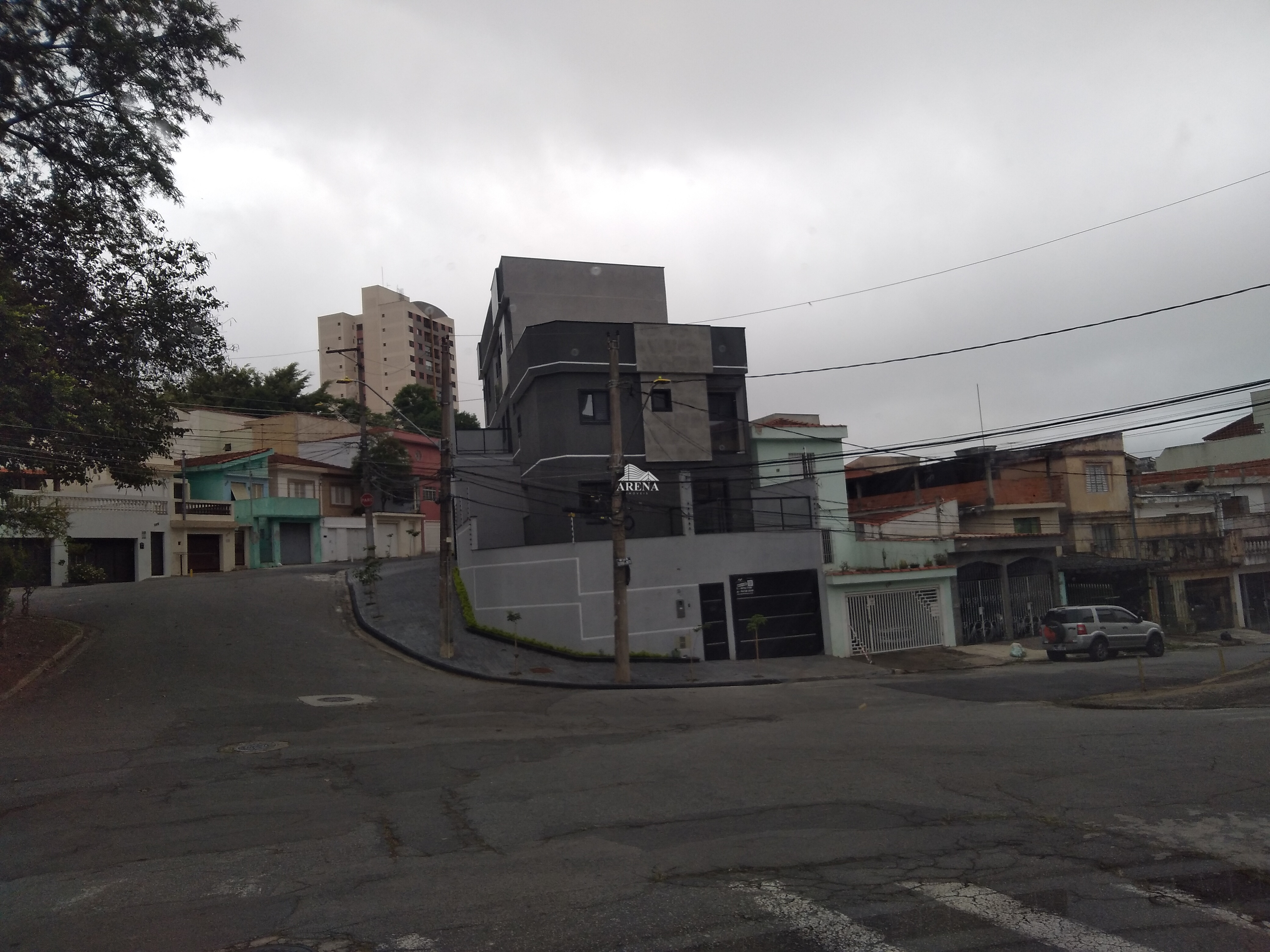 SOBRADO  COM 2 SUÍTES PROXIMO A PADARIA BELLA VITÓRIA