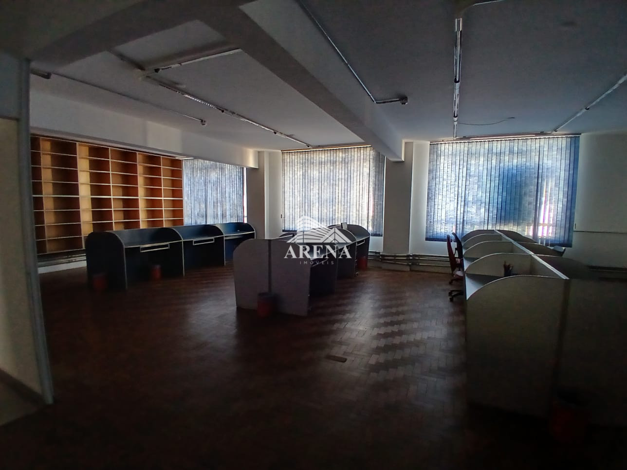 Andar Corporativo à venda com 740m² de área total e 684 m² de área útil por R$ 1.890.000 - Centro Hi