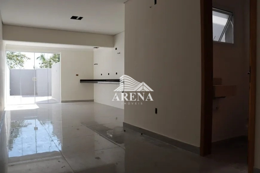 Sobrado com 3 Quartos e 5 banheiros à Venda, 140 m² por R$ 777.000,00