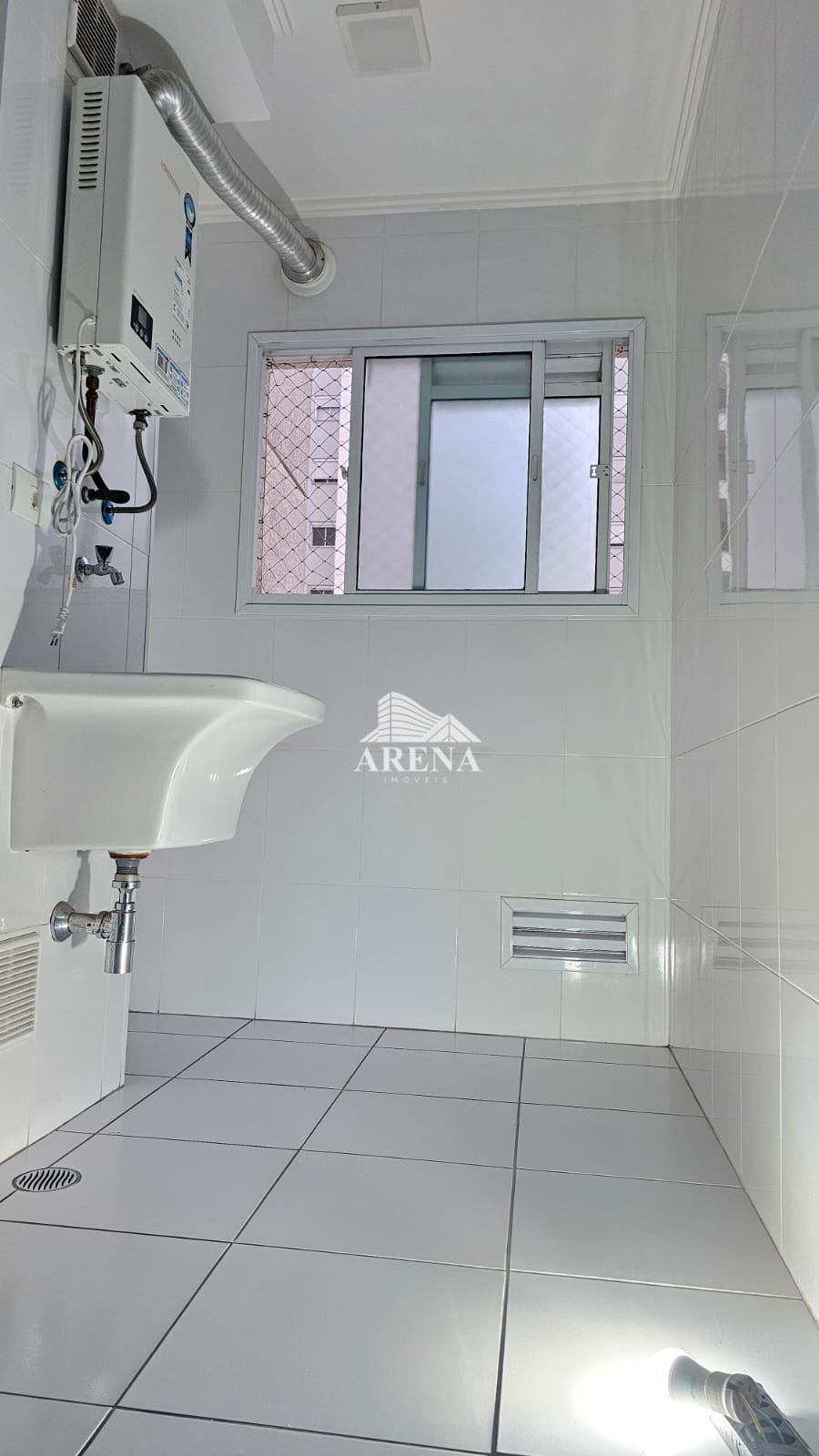 Apartamento 3 dormitórios por apenas R$ 520 mil 
